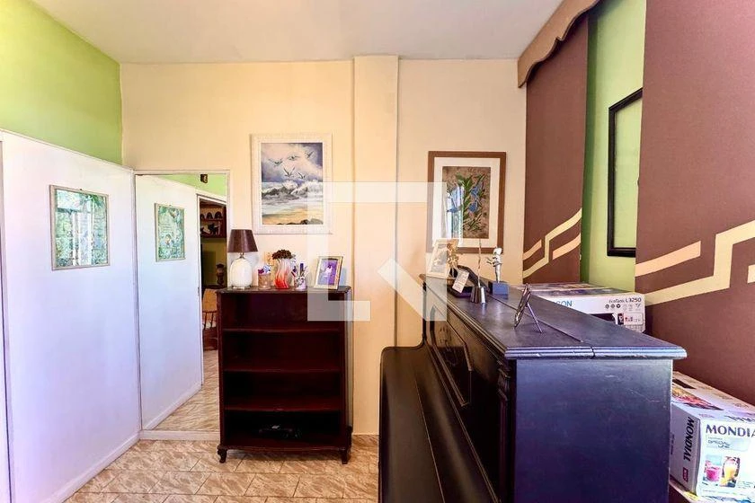 Apartamento mobiliado com 3 quartos e 2 banheiros — photo 4