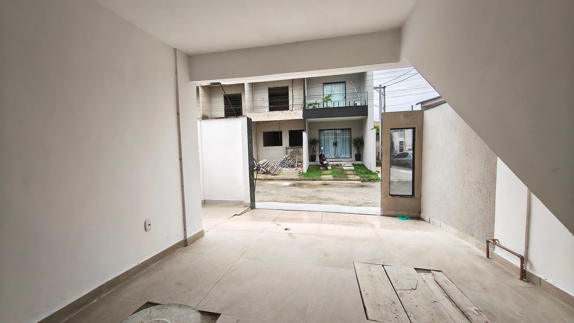 Unfurnished house with 3 bedrooms and 3 bathrooms — photo 41