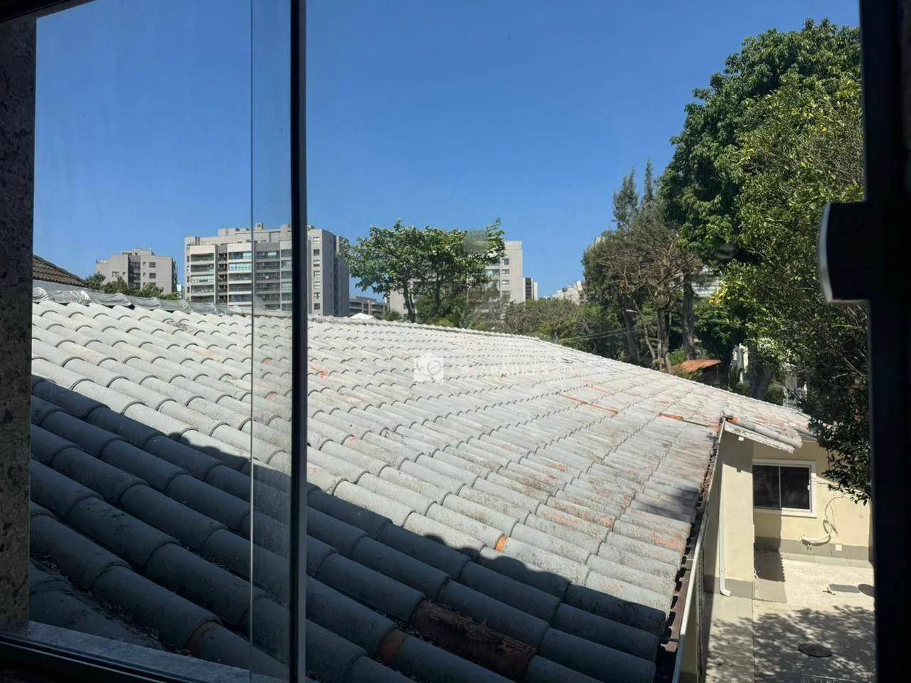 470 m² house with 3 bedrooms and 2 en suites — photo 39