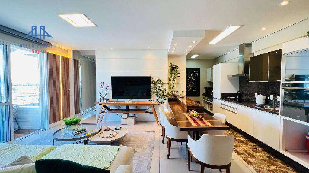 Furnished 2-bedroom apartment with suite and private BBQ