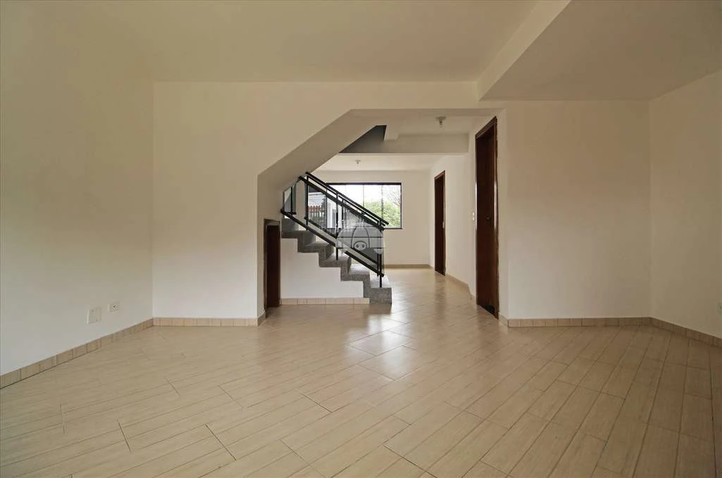 House with 4 bedrooms, 150 m², 1 en-suite and 2 parking — photo 4