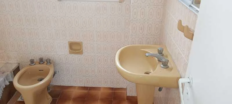 Unfurnished apartment with 3 bedrooms and 2 bathrooms — photo 16