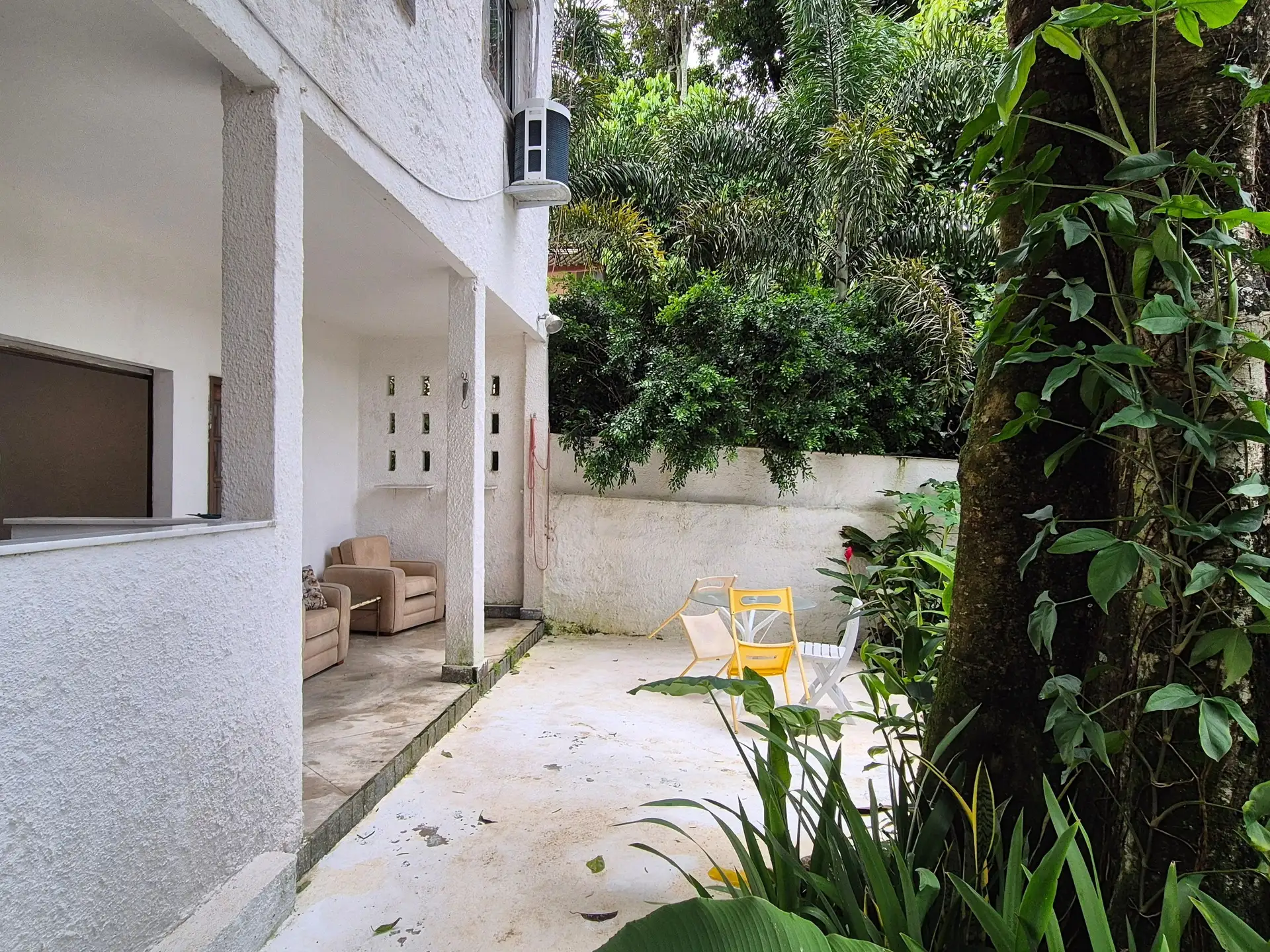 Condominium house to rent with 3 bedrooms and a suite — photo 18