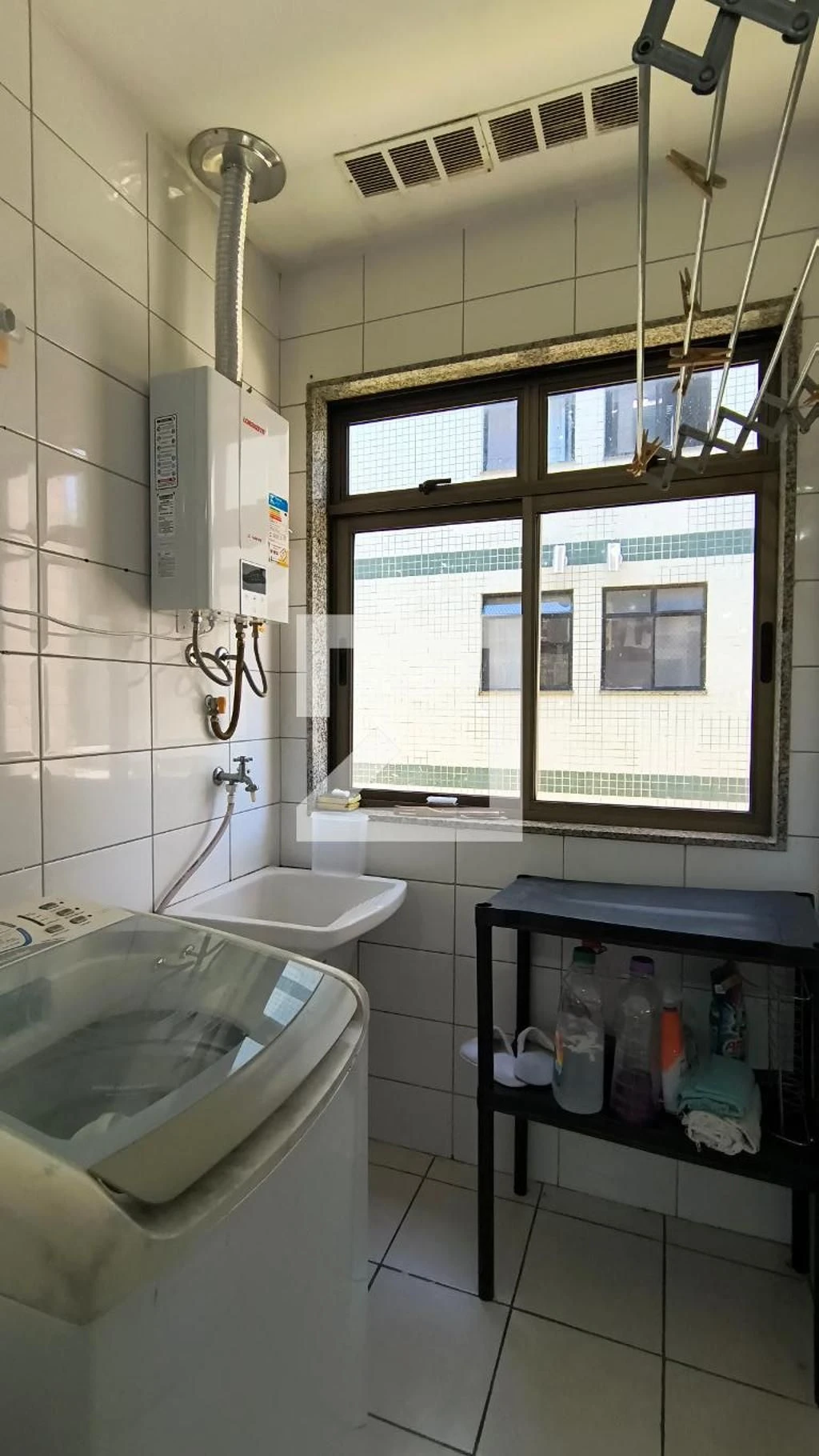 Furnished apartment with 2 bedrooms and 2 bathrooms — photo 30