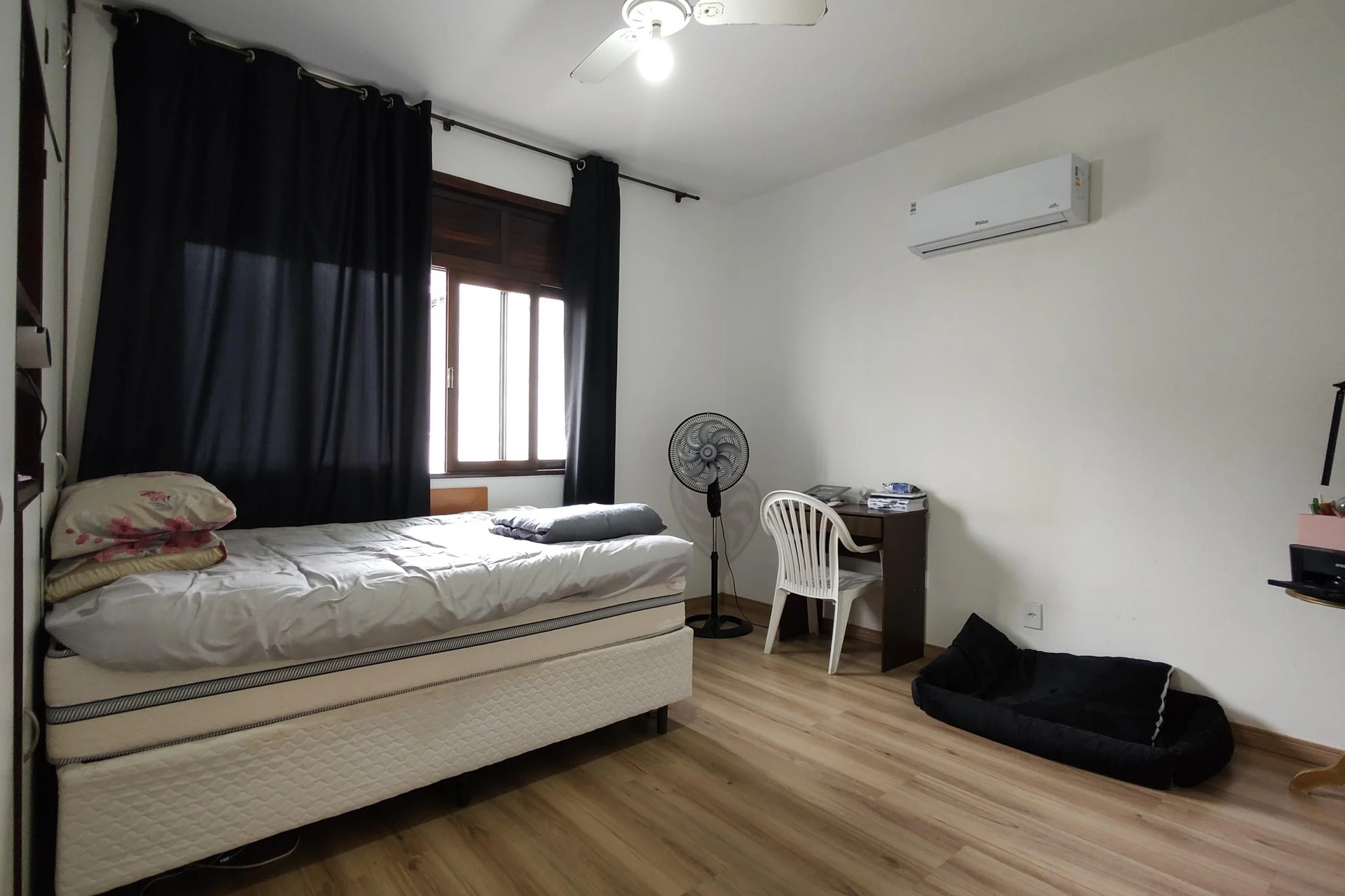 Jacuzzi y 3 dormitorios: casa de 742 m² — photo 15