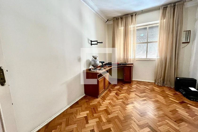 Furnished apartment, 170 m², with a home office — photo 32
