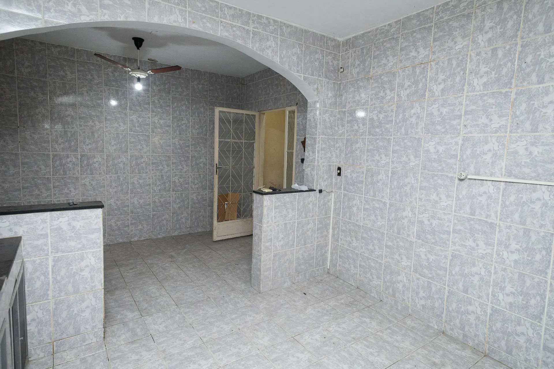 House with 3 bedrooms, 1 en-suite, and private yard — photo 15