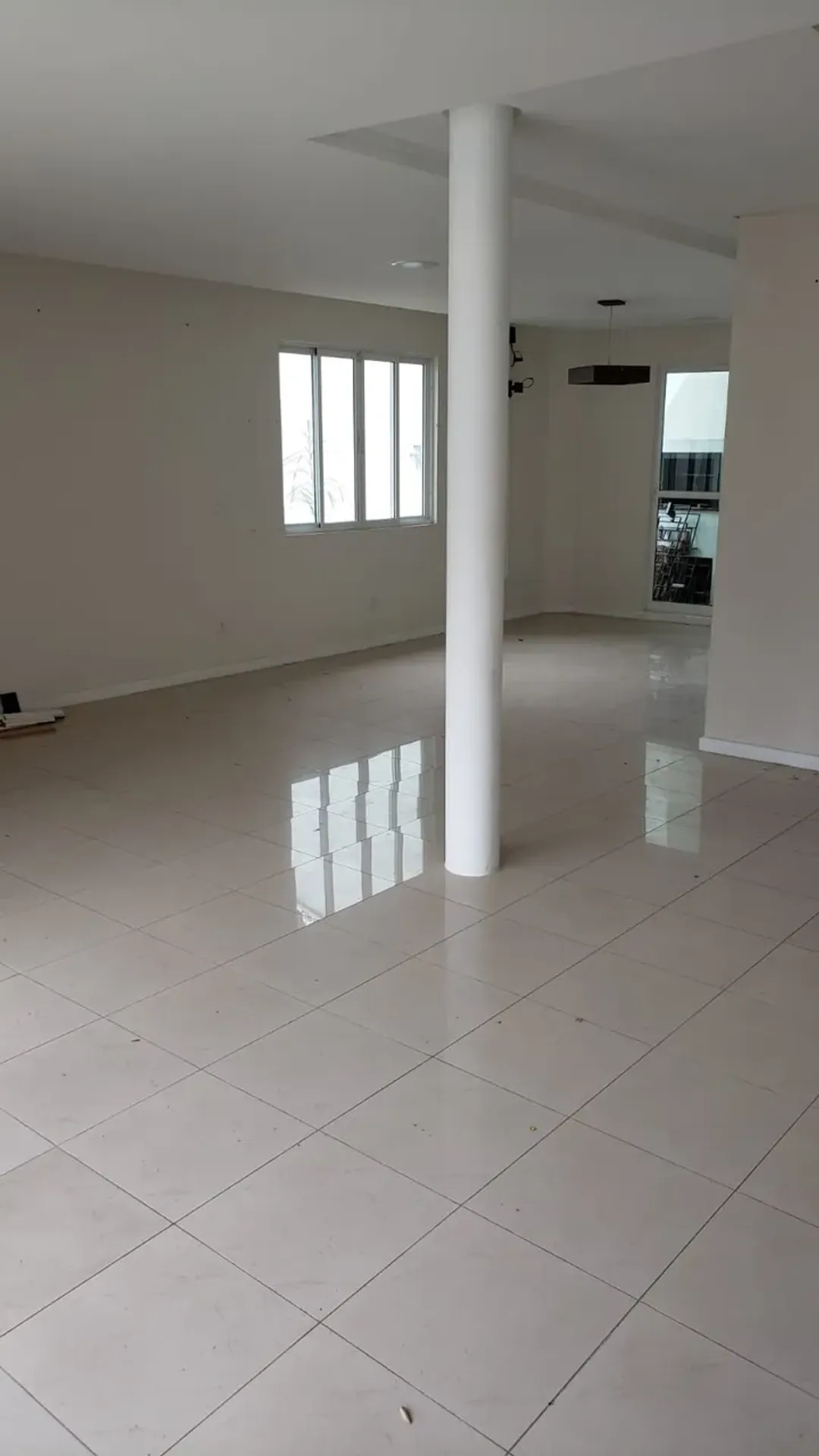 Casa com 4 quartos e 4 banheiros, 250 m² — photo 10
