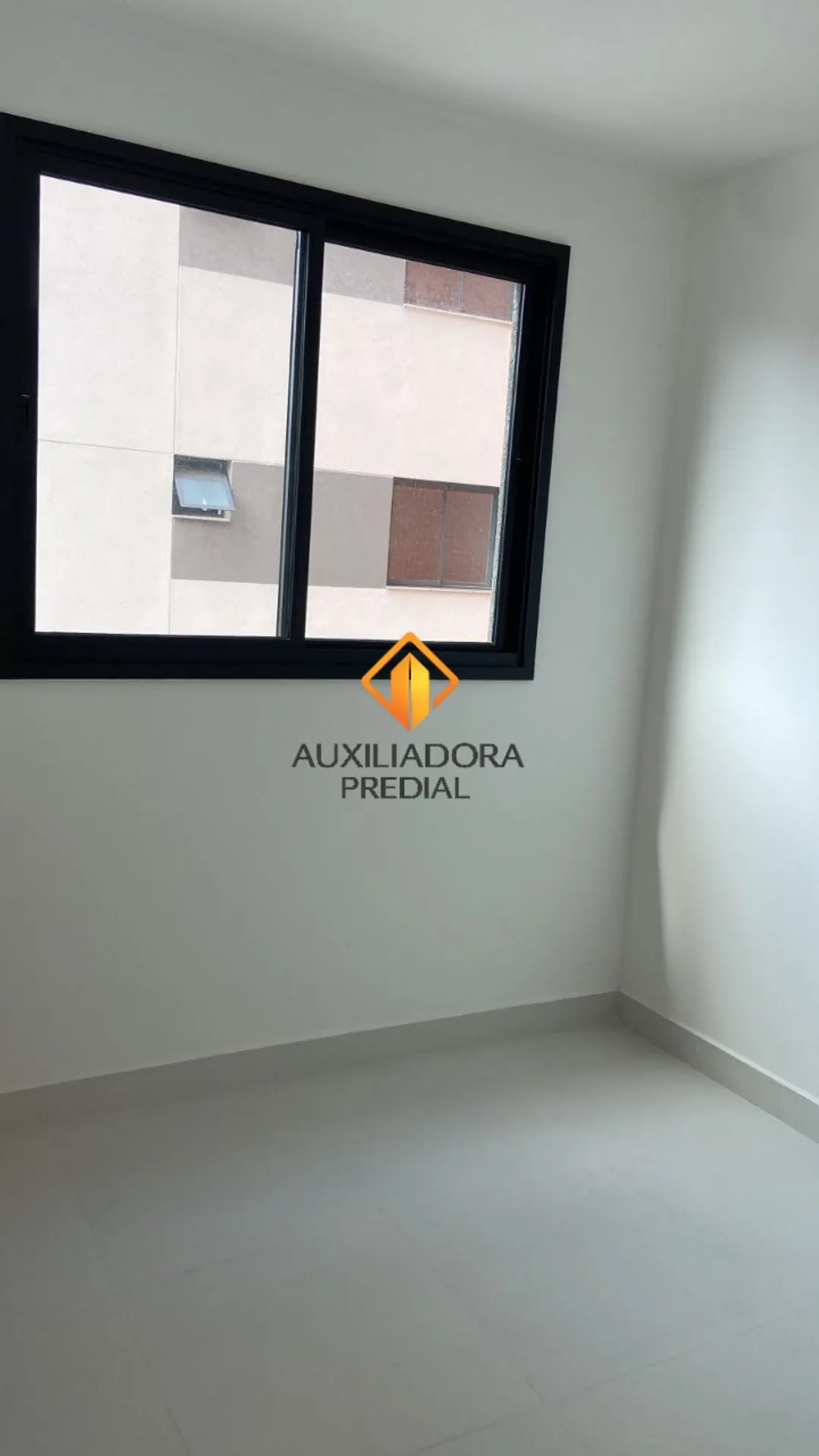 Apartamento mobiliado com 2 quartos e varanda fechada — photo 35