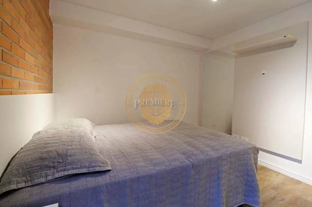 81 m² unfurnished studio with open-plan kitchen — photo 8