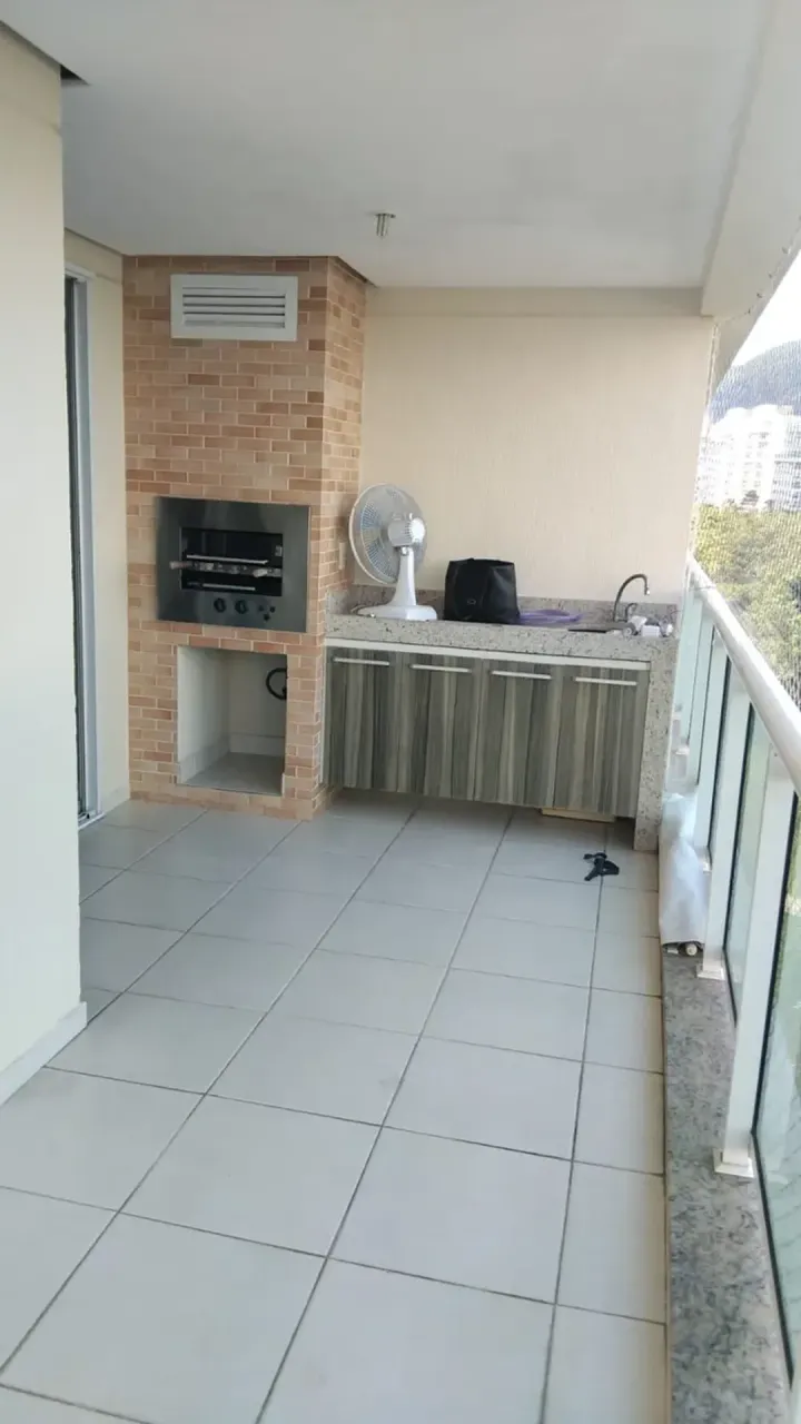 Apartamento de 2 dormitorios con parrilla en la terraza