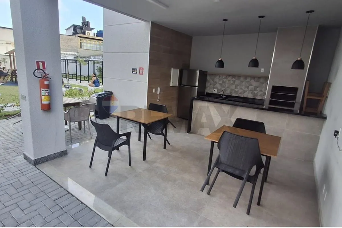 2-bedroom 40 m² apartment with a balcony on the 10th floor — photo 23