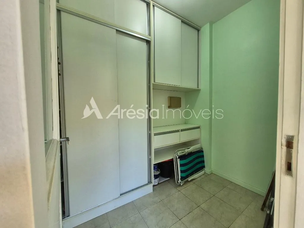 Apartment, 123 m², with wood or laminate floors — photo 38