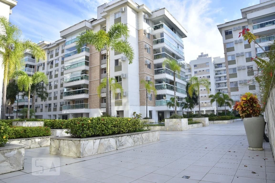 Apartamento mobiliado com 5 quartos e 2 suítes — photo 43