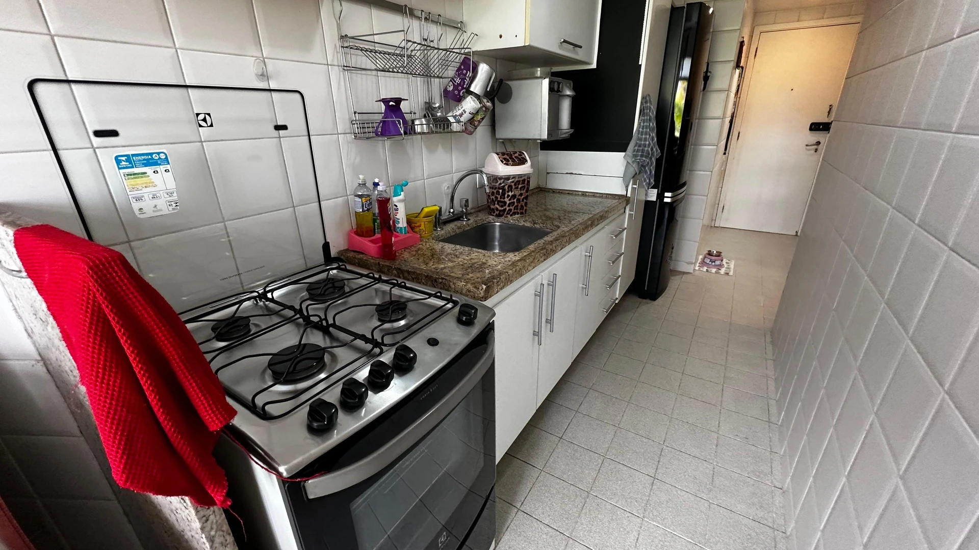 Furnished apartment with 2 bedrooms and a balcony — photo 13