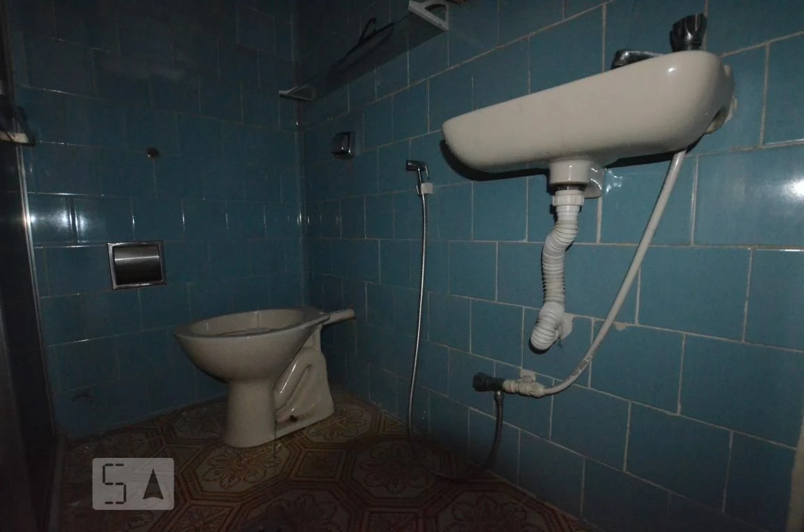 Casa sem mobília com 2 quartos, quintal e varanda — photo 37
