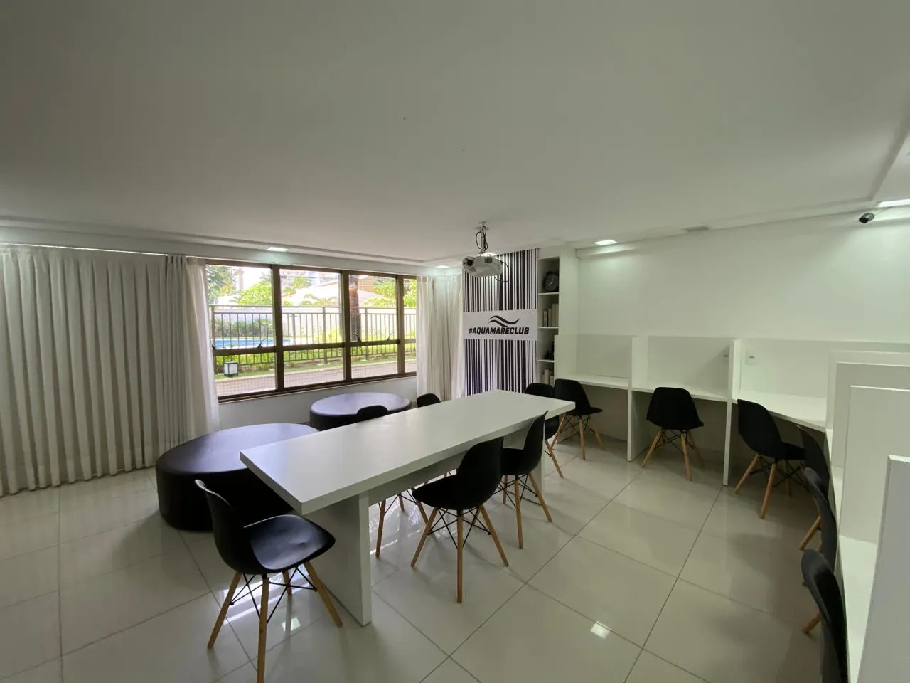 Квартира 91 м² с 3 спальнями и балконом — photo 16