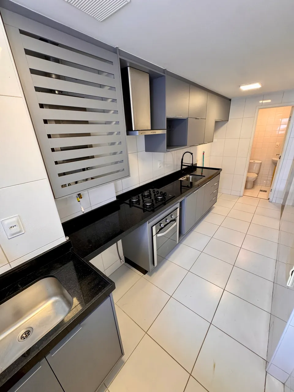 2-bedroom apartment with 3 bathrooms and 2 parking spots — photo 7
