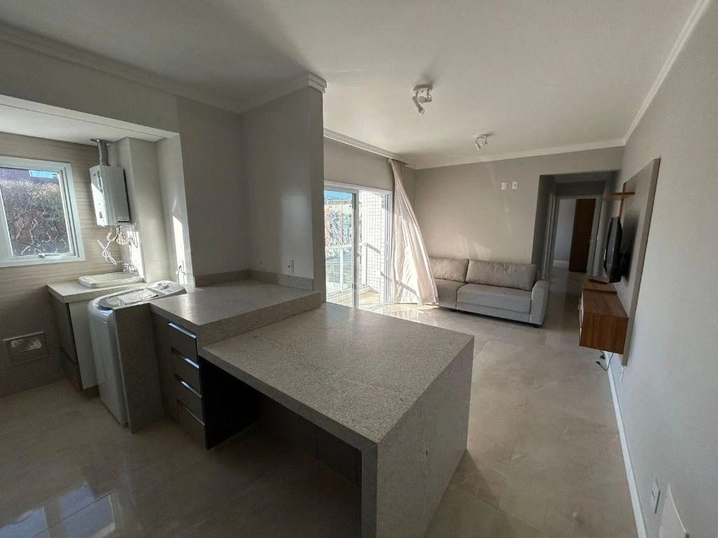 Furnished 63 m² apartment with open-plan kitchen