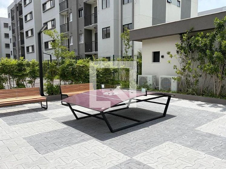 2-bedroom apartment in a building with a gym — photo 12