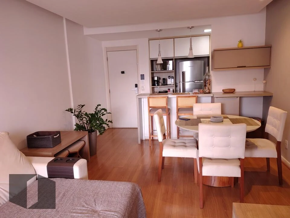 Furnished 84 m² apartment with 3 bedrooms and a suite — photo 18