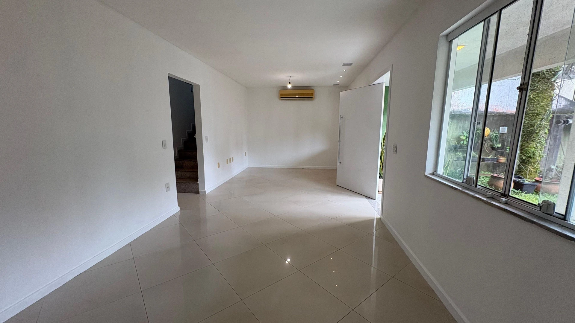 House, 188 m², with a jacuzzi — photo 23