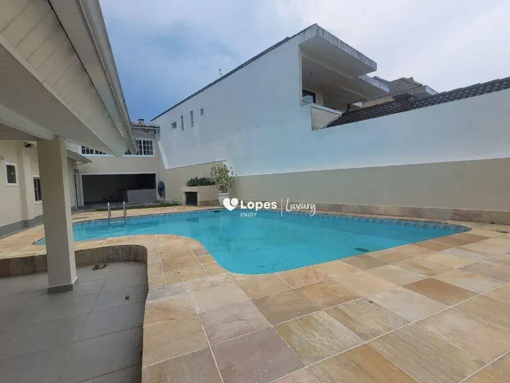 Linear house for rent with 5 bedrooms and private pool — photo 33