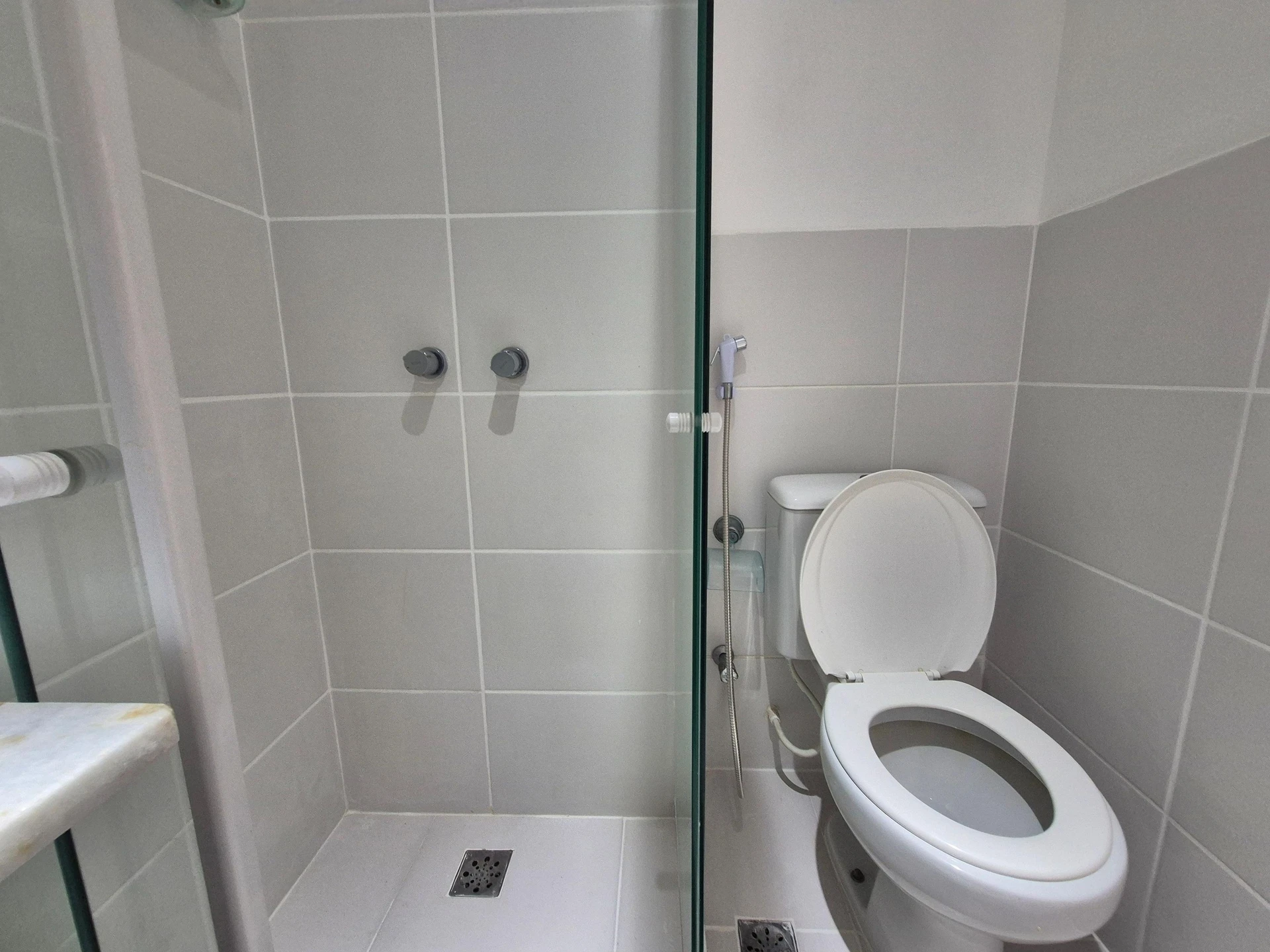 Unfurnished 3-bedroom apartment with balcony and 1 parking — photo 30