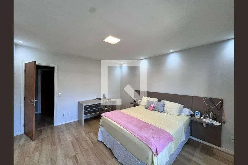 Condominium house with 4 en-suite bedrooms and 800 m² — photo 4