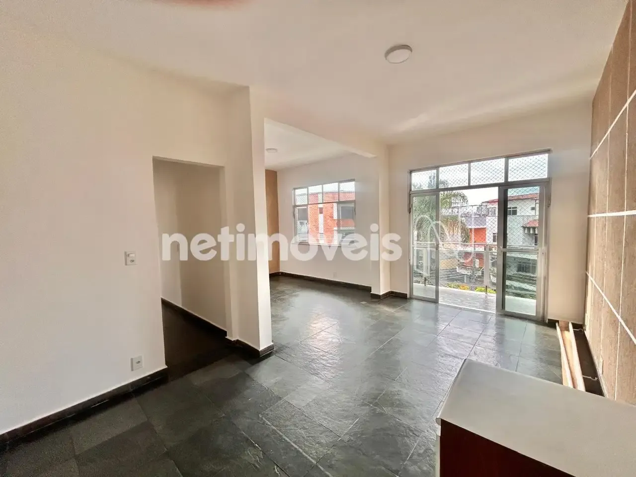 Apartamento de 2 quartos, sendo 1 suíte, 75 m² — photo 2
