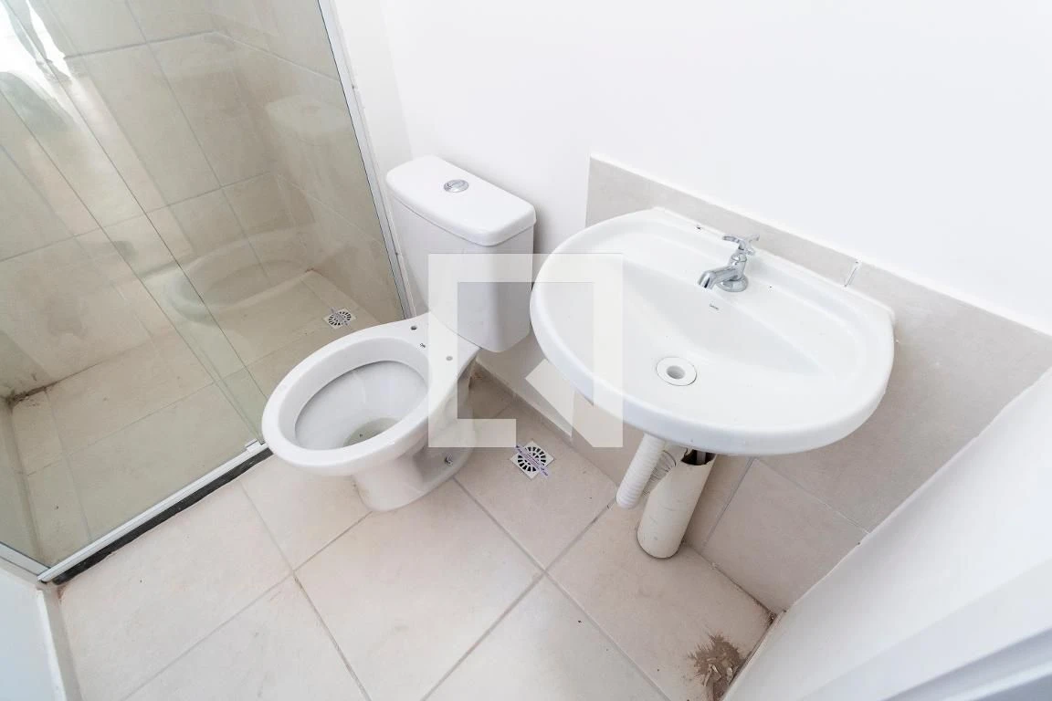 2-bedroom apartment with 1 bathroom, no parking — photo 28