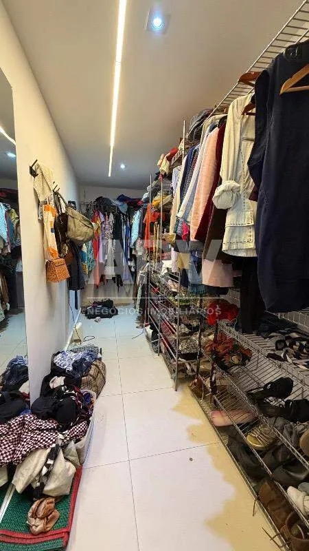 Apartamento mobiliado com 4 quartos e 5 banheiros — photo 28