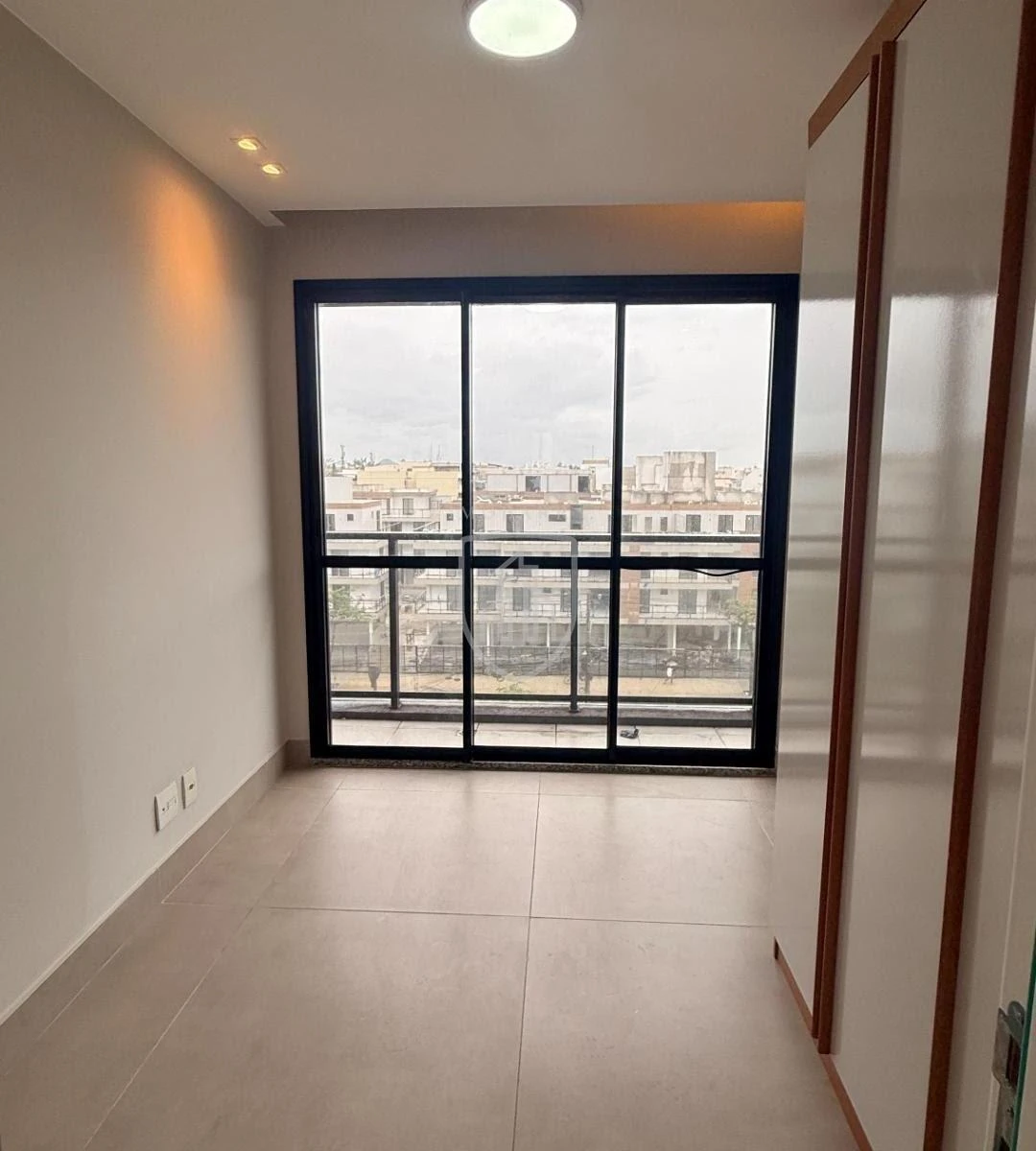 2 quartos e janelas do piso ao teto: apartamento de 75 m² — photo 17