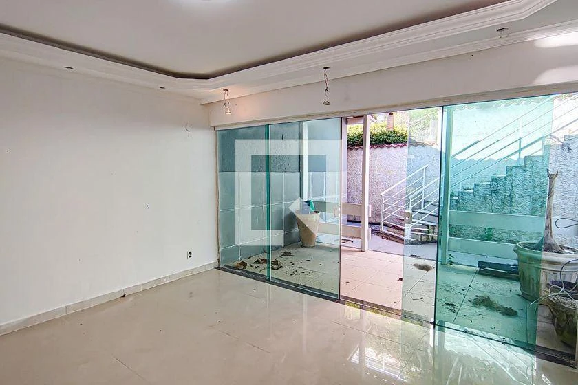 Rental house with 3 bedrooms and 217 m² — photo 14