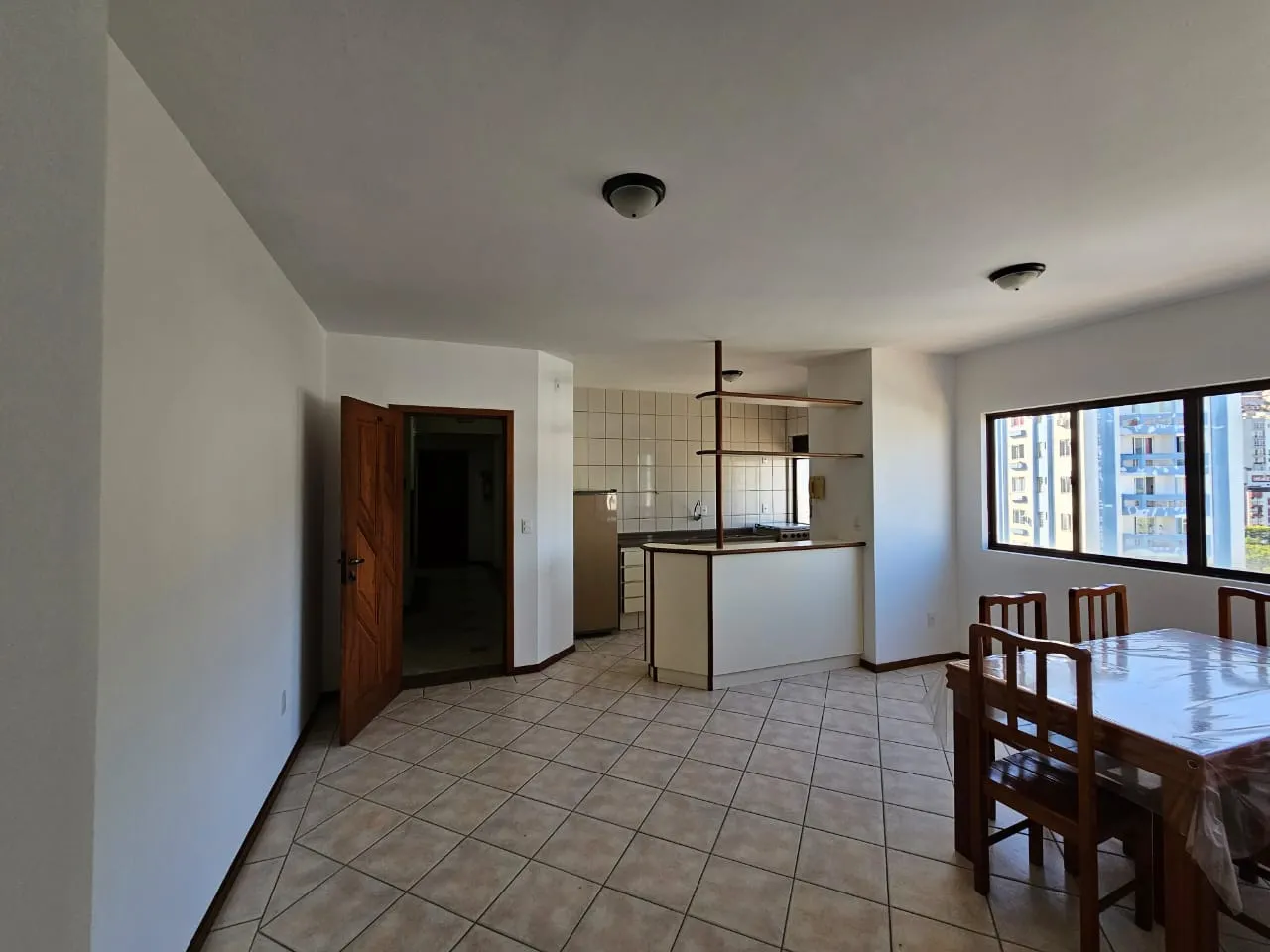 Furnished 1-bedroom apartment with a balcony — photo 4