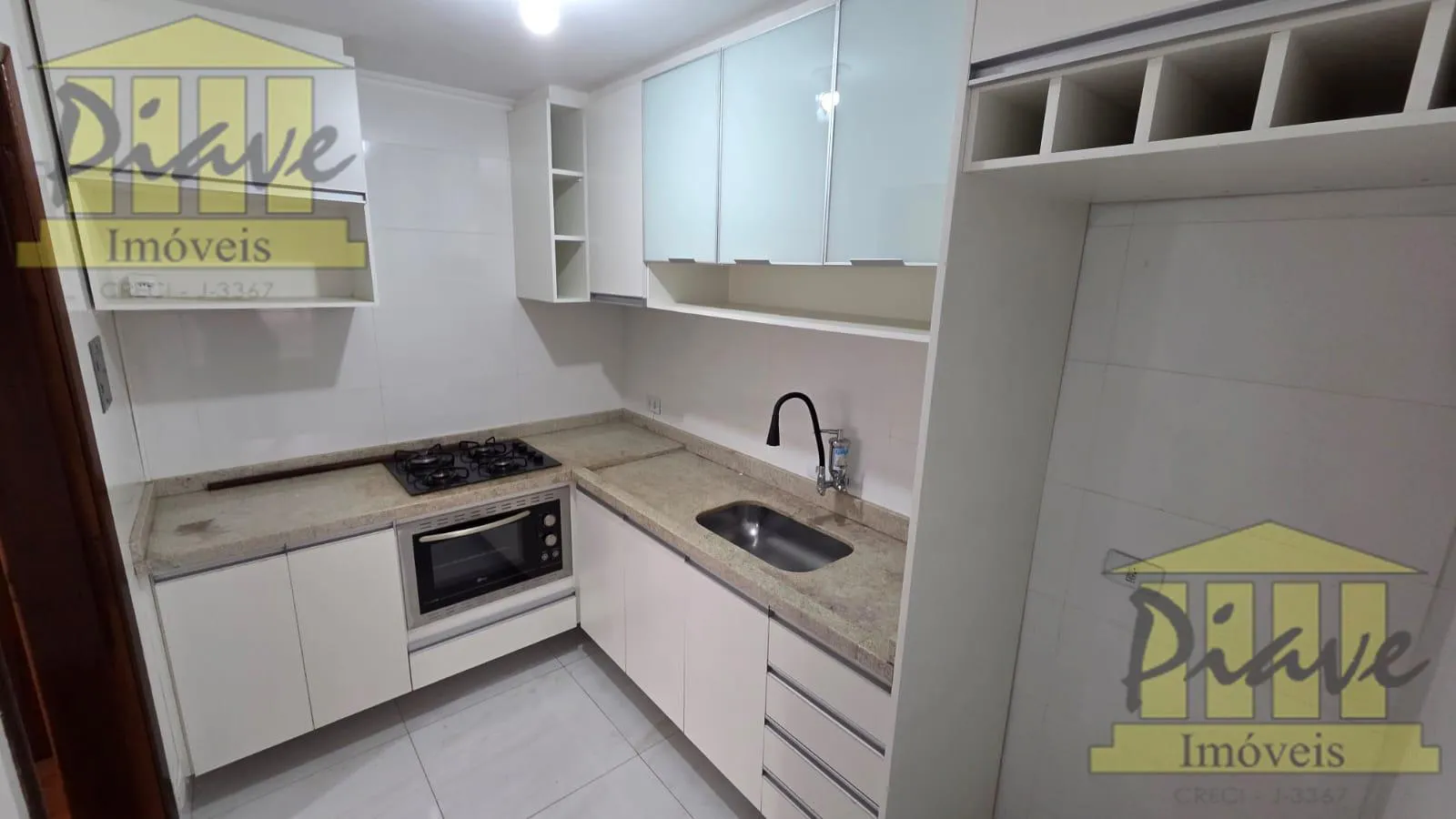 Home office in a 3-bedroom apartment, 74 m² — photo 2