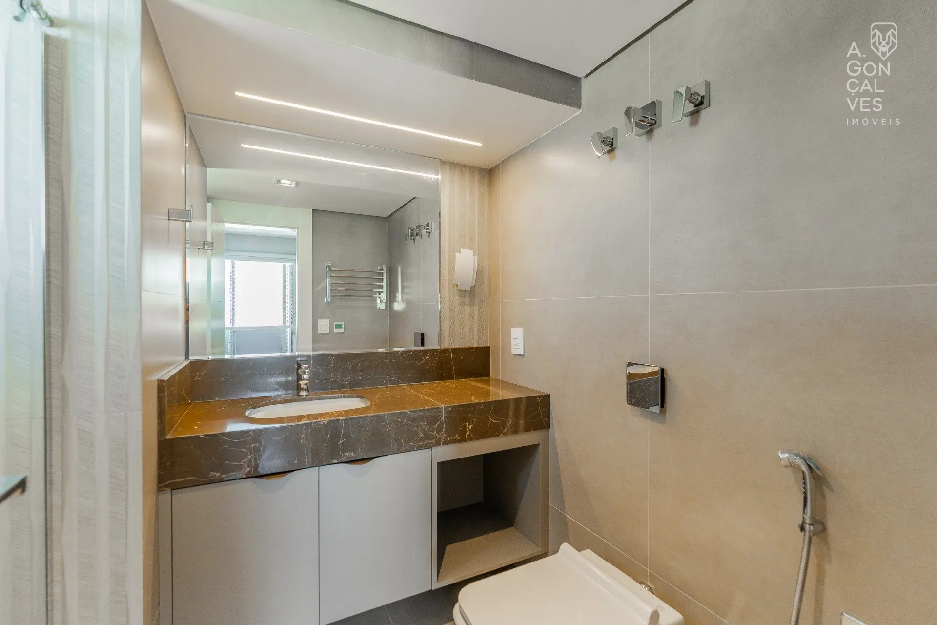 479 m² apartment with 4 bedrooms and 4 parking spaces — photo 41