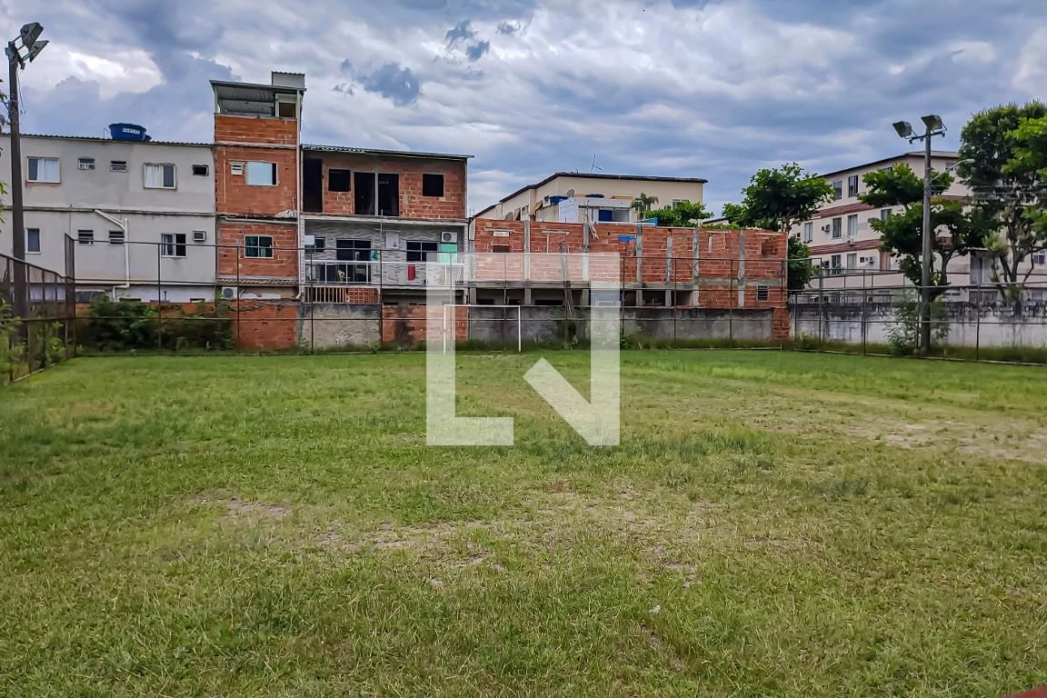 2-bedroom apartment with no parking and private BBQ — photo 25