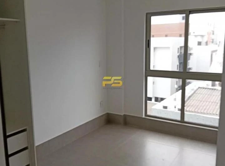 Квартира 55 м² з 2 кімнатами, балконом і 1 місцем — photo 4