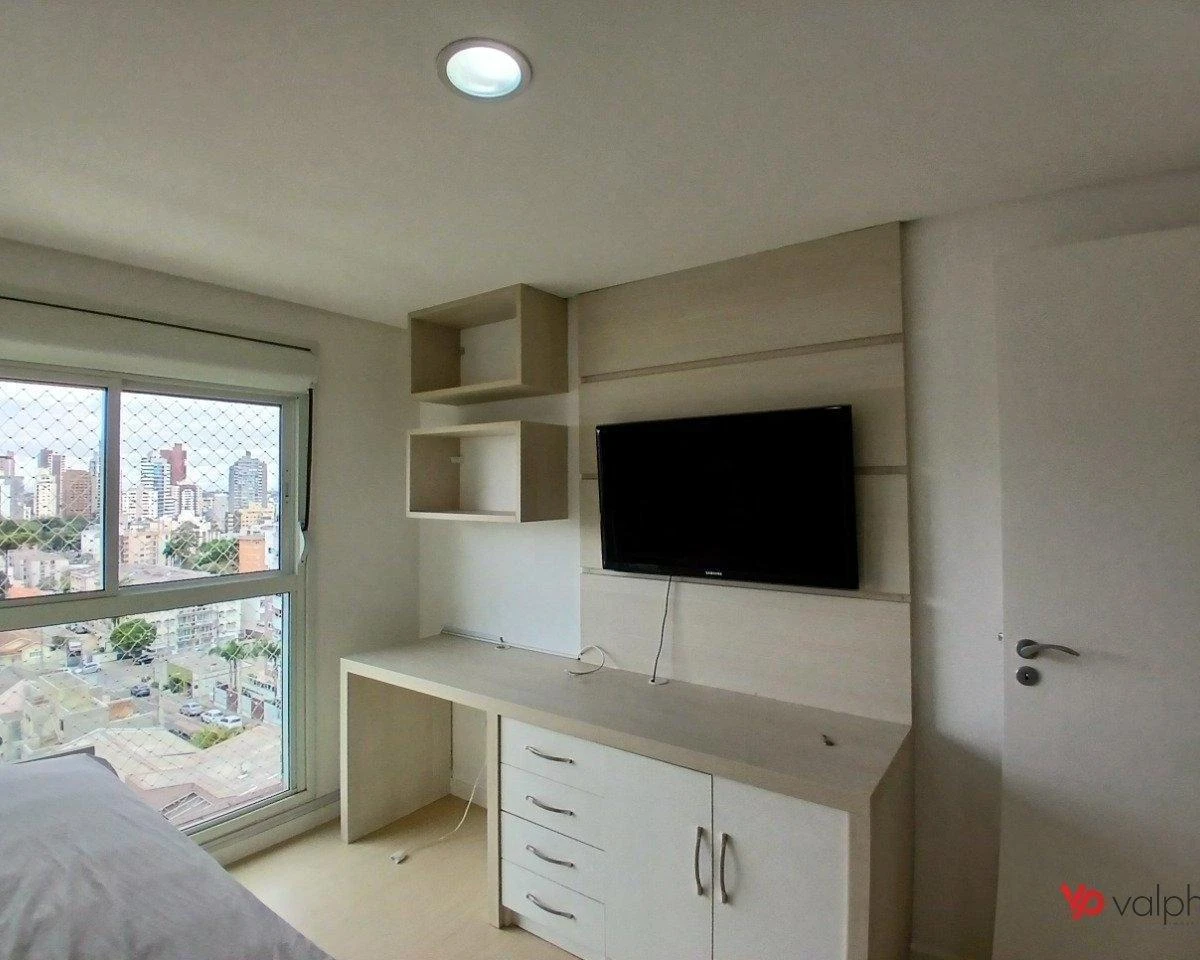 Home office in a 2-bedroom apartment, 105 m² — photo 6