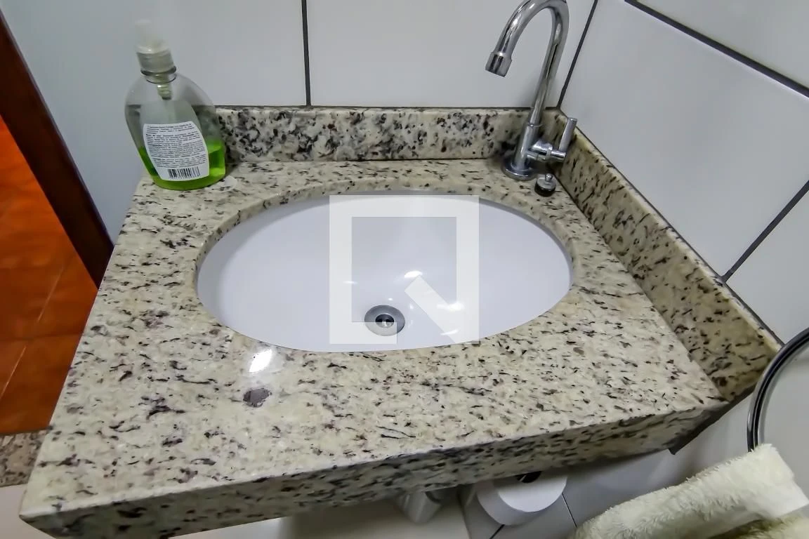Furnished house with 4 bedrooms and private garden — photo 46
