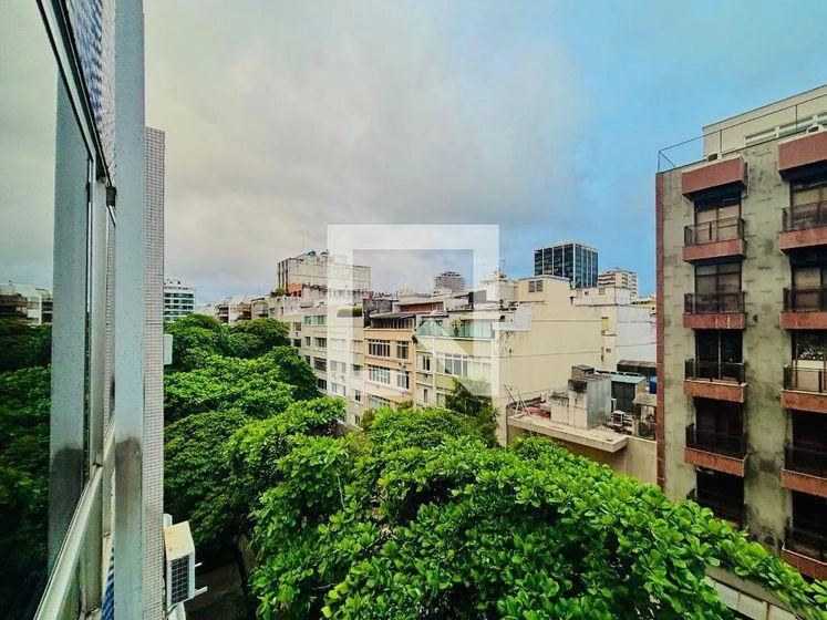 4-bedroom apartment with a walk-in closet in Rio de Janeiro — photo 28
