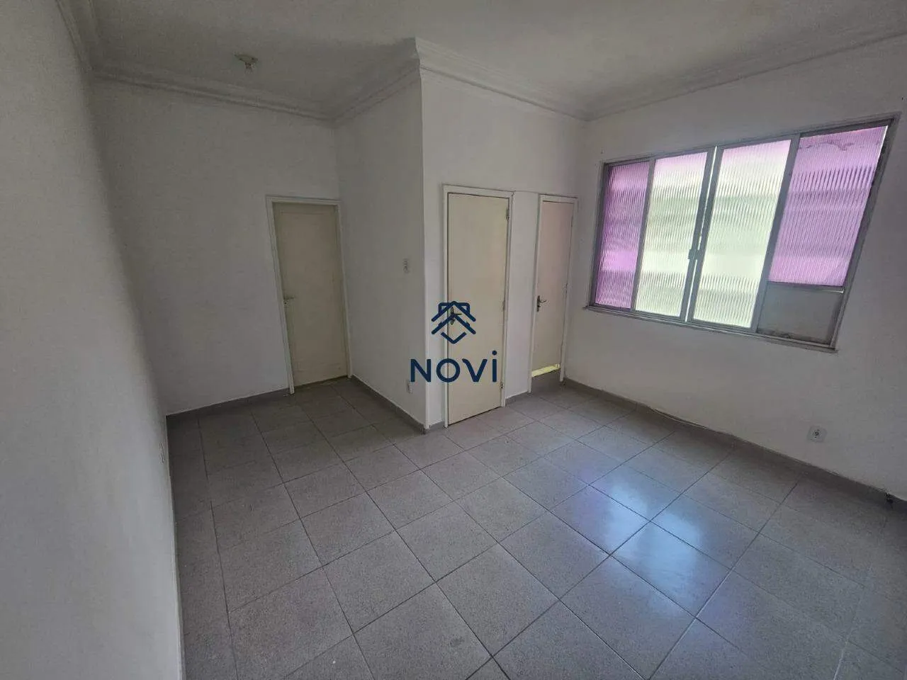 1-bedroom apartment with balcony and 48 m² — photo 12