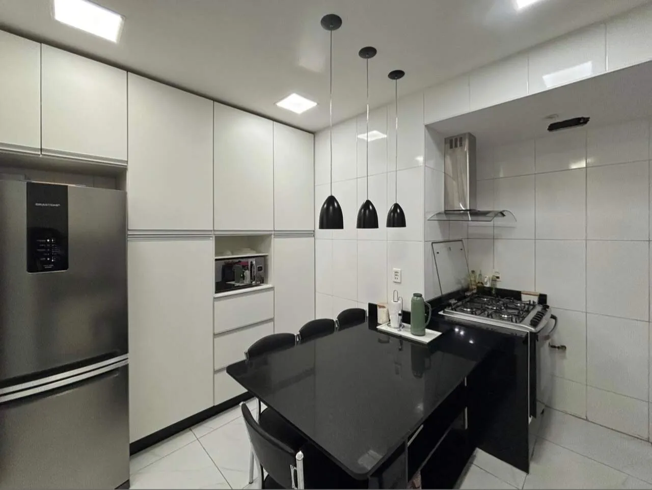 Apartamento mobiliado com 3 quartos e cozinha a gás — photo 18