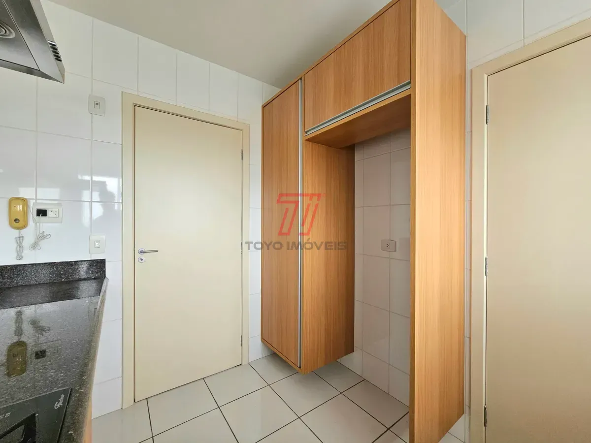 Rental apartment with 3 bedrooms and a balcony — photo 22