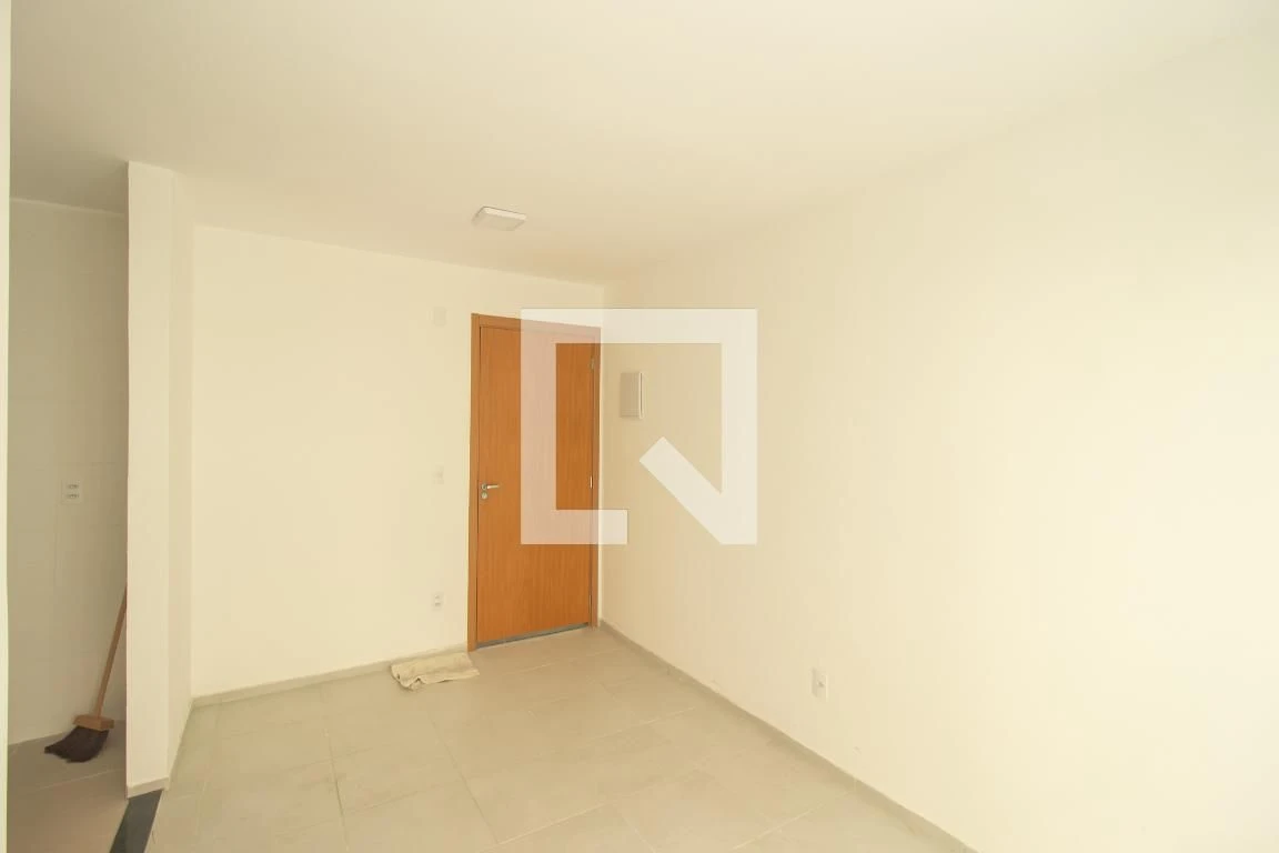 2-bedroom apartment in a building with a pool — photo 52