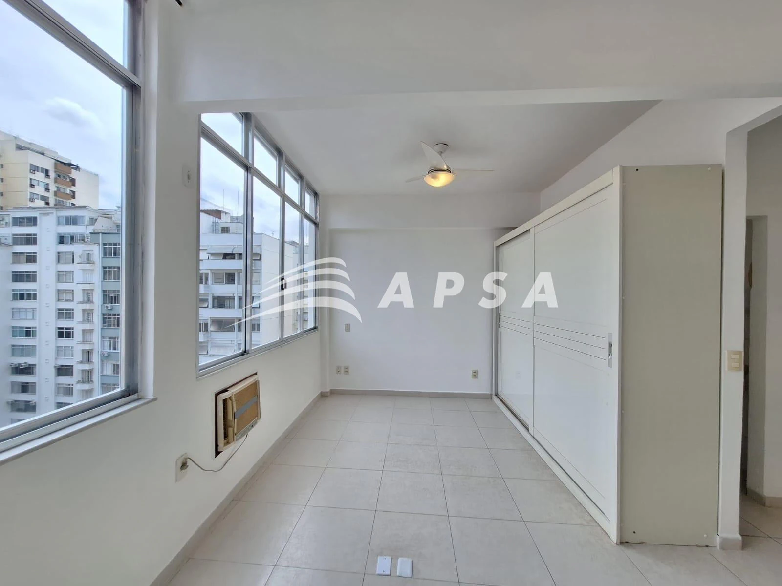 One-bedroom, 46 m² apartment in Rio de Janeiro — photo 4