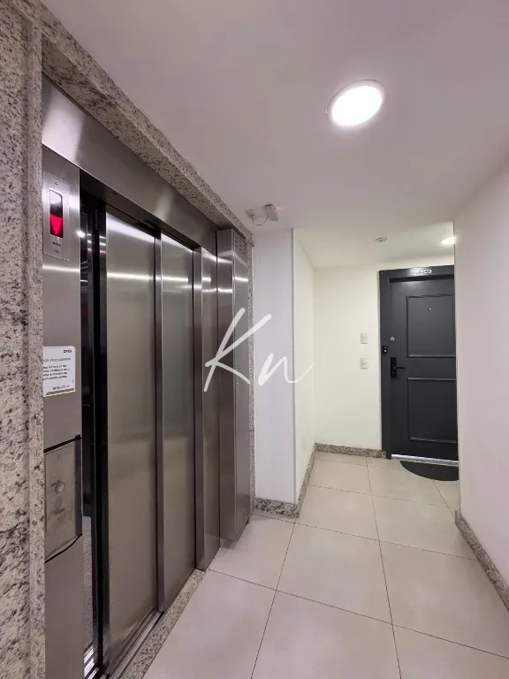 210 m² unfurnished apartment with 3 bedrooms and 5 baths — photo 44