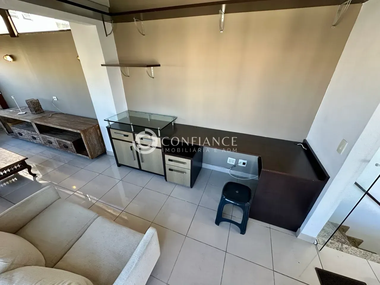 Apartment with enclosed balcony and built-in grill — photo 2