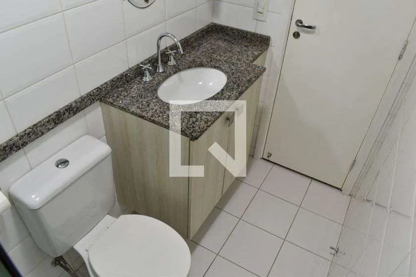 Washing machine in a 2-bedroom apartment, 59 m² — photo 16